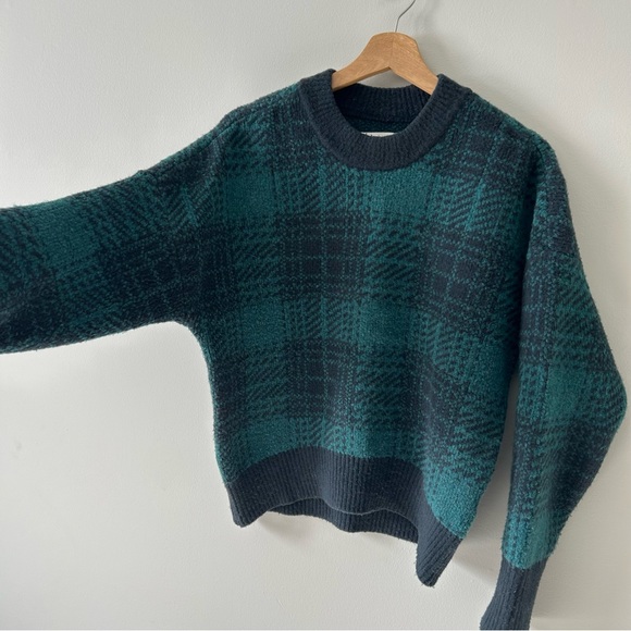 Abercrombie & Fitch Cozy Oversized Boxy Sweater Green and Blue Size Small - Picture 2 of 4